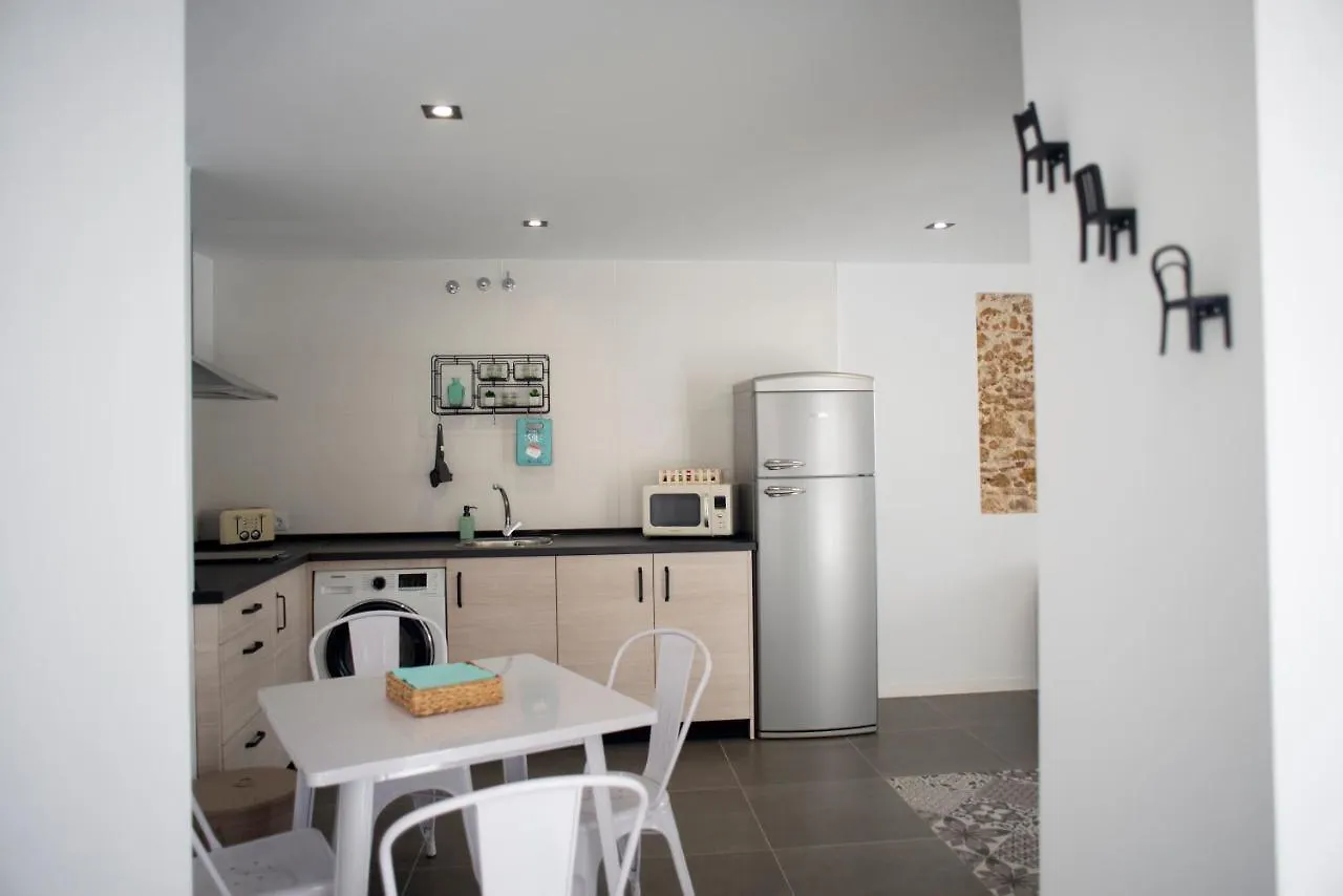 Apartamento El Tanguillo Little Apartments